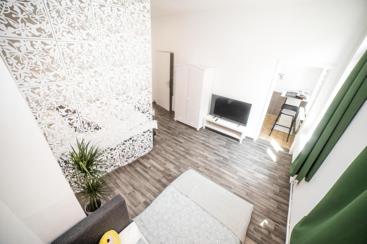 City Centre Hidden Gem! Apartment For Up To 3 People Brussels Exterior photo